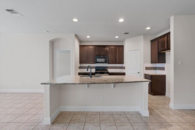 Building Photo - 3021 Angelina Ct