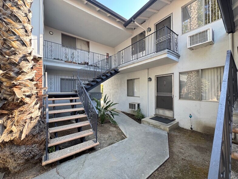 Building Photo - 1152 Ruberta Ave