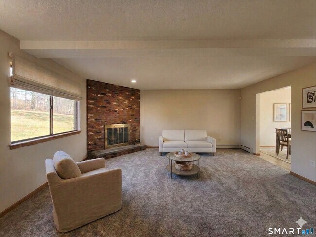 Building Photo - 11 Sherman Ln