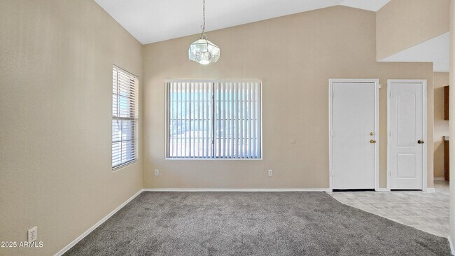 Building Photo - 5794 W Seldon Ln