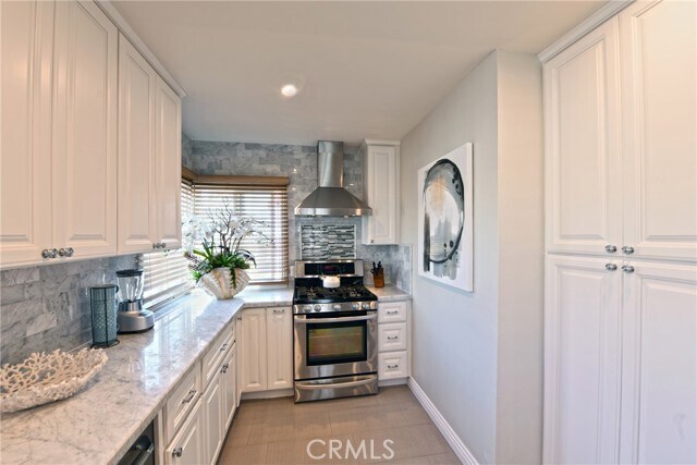 Building Photo - 1319 W Bay Ave