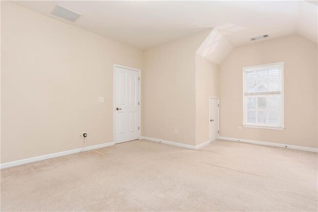 Building Photo - 3206 Windsor Lake Dr NE