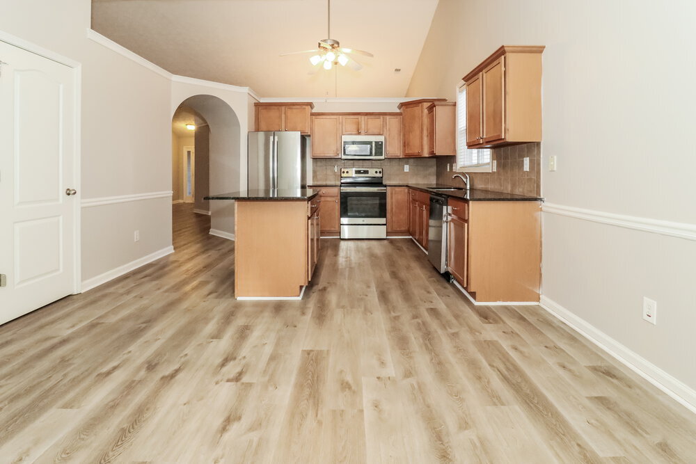 Building Photo - 949 Simonton Glen Dr SE