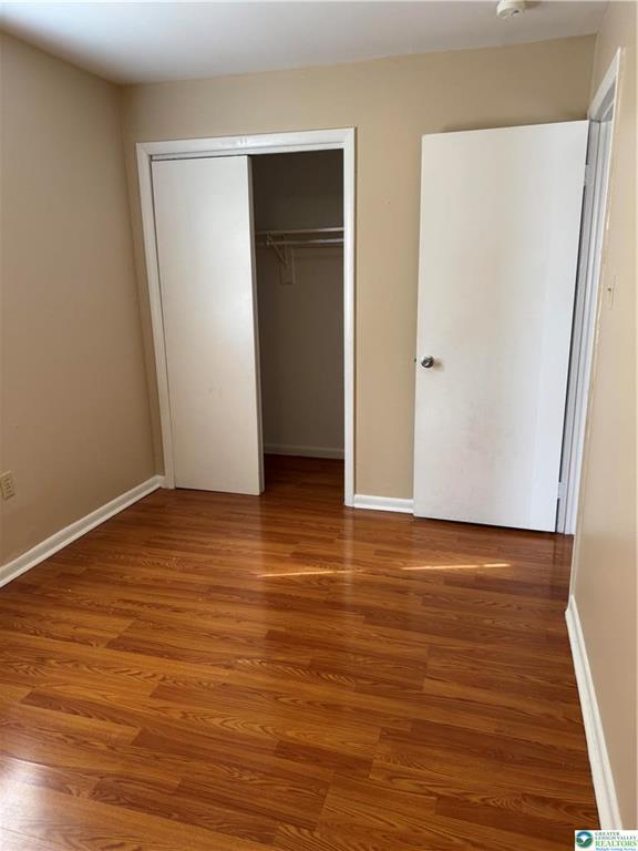 Building Photo - 1538 E 8th St