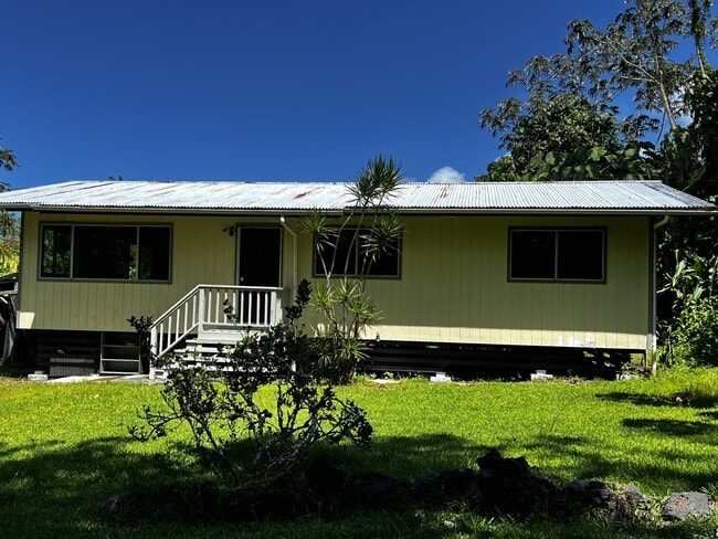 Primary Photo - 15-201-201 Puni Kahakai St W