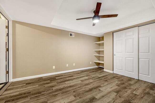 Building Photo - 1 bedroom, 1 bathroom Apartment