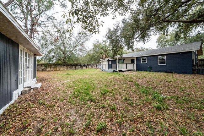 Building Photo - 6531 Hill Top Rd