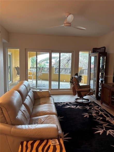 Building Photo - 501 Haben Blvd