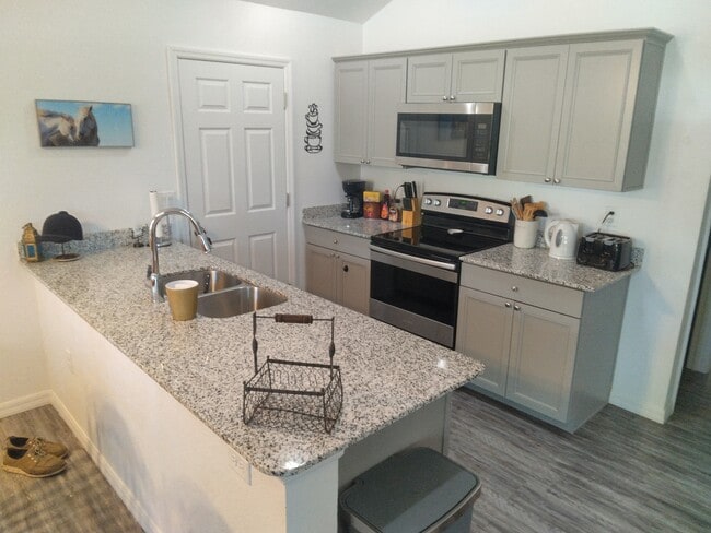 Building Photo - 2082 SW 142nd Ct