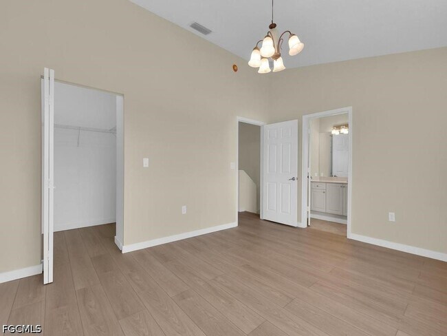 Building Photo - 13150 Broadhurst Loop