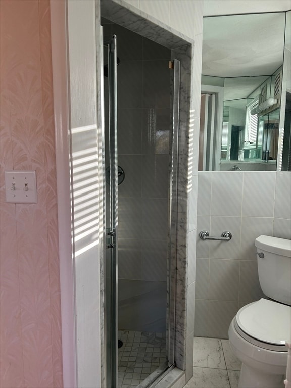 Building Photo - 990 Humphrey St