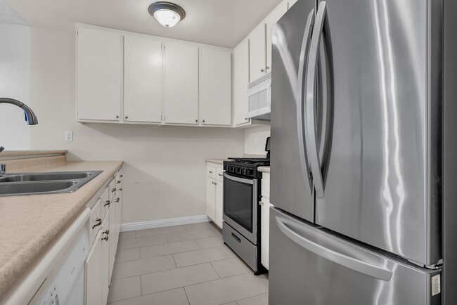 Building Photo - Fresh New Paint for a Bright, Updated Look