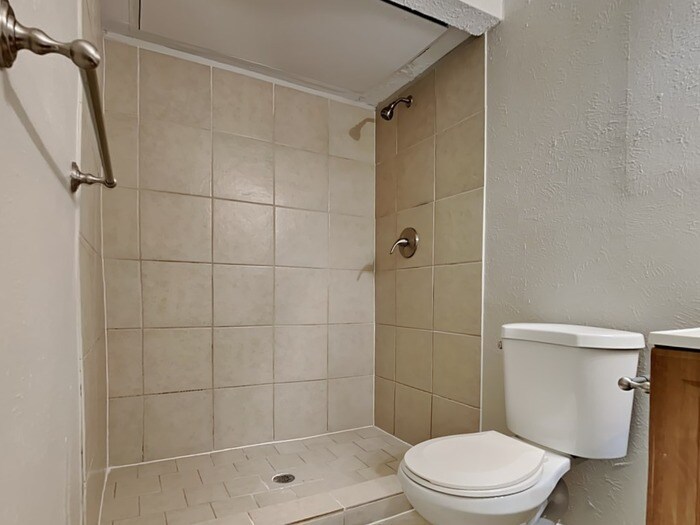 Building Photo - 5221 Norris Dr