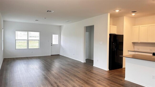 Building Photo - 113 Allegro Dr