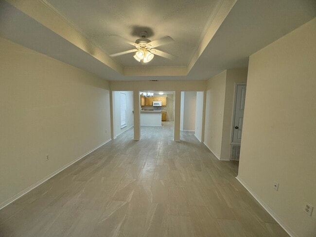 Building Photo - 1615 Chadwick Ln