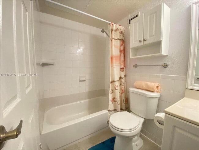 Building Photo - 2501 S Ocean Dr