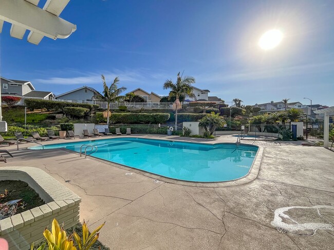 Building Photo - 6908 Quiet Cove Dr