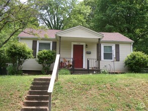 Building Photo - Fully furnished