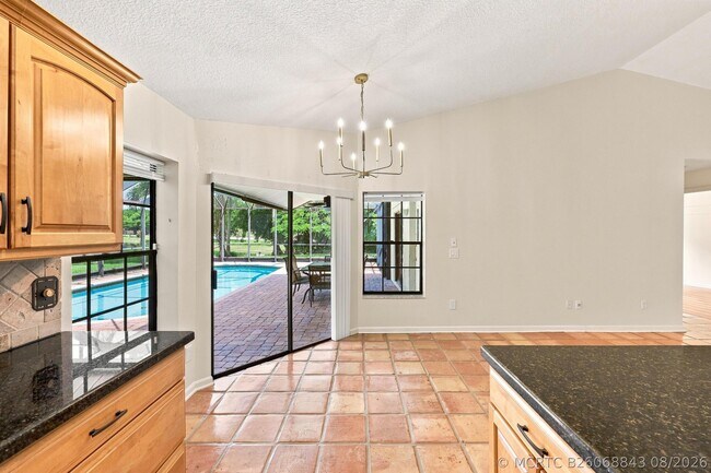Building Photo - 10798 Cypress Bend Dr
