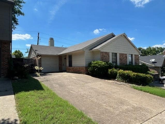 Primary Photo - 3125 Grapevine Ln