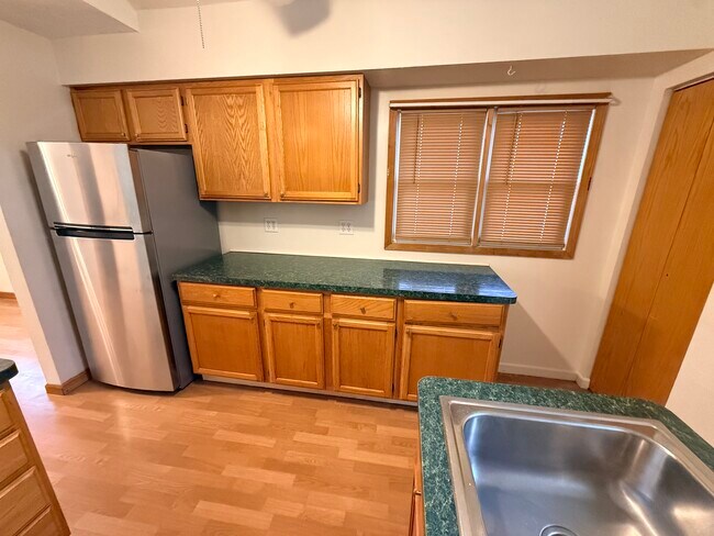 Building Photo - 5621 Rudyard Rd