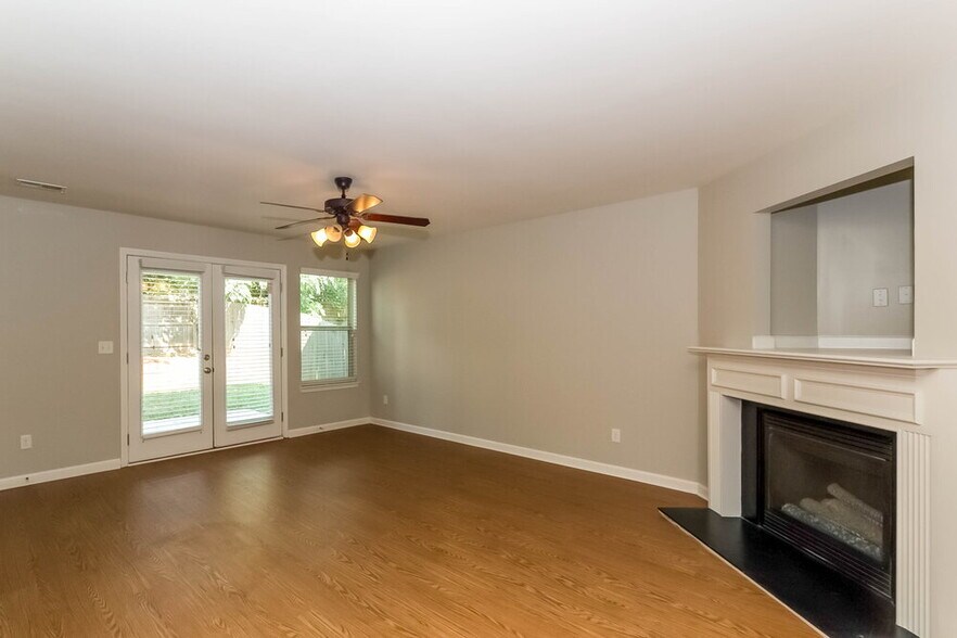 Building Photo - 14 Rockcress Ct