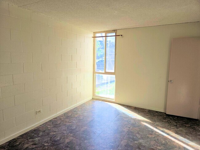 Building Photo - Newly Remodeled Harbor Lights 2 Bedroom