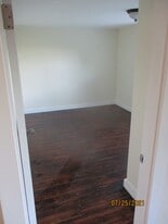 Building Photo - 23 Gagne St