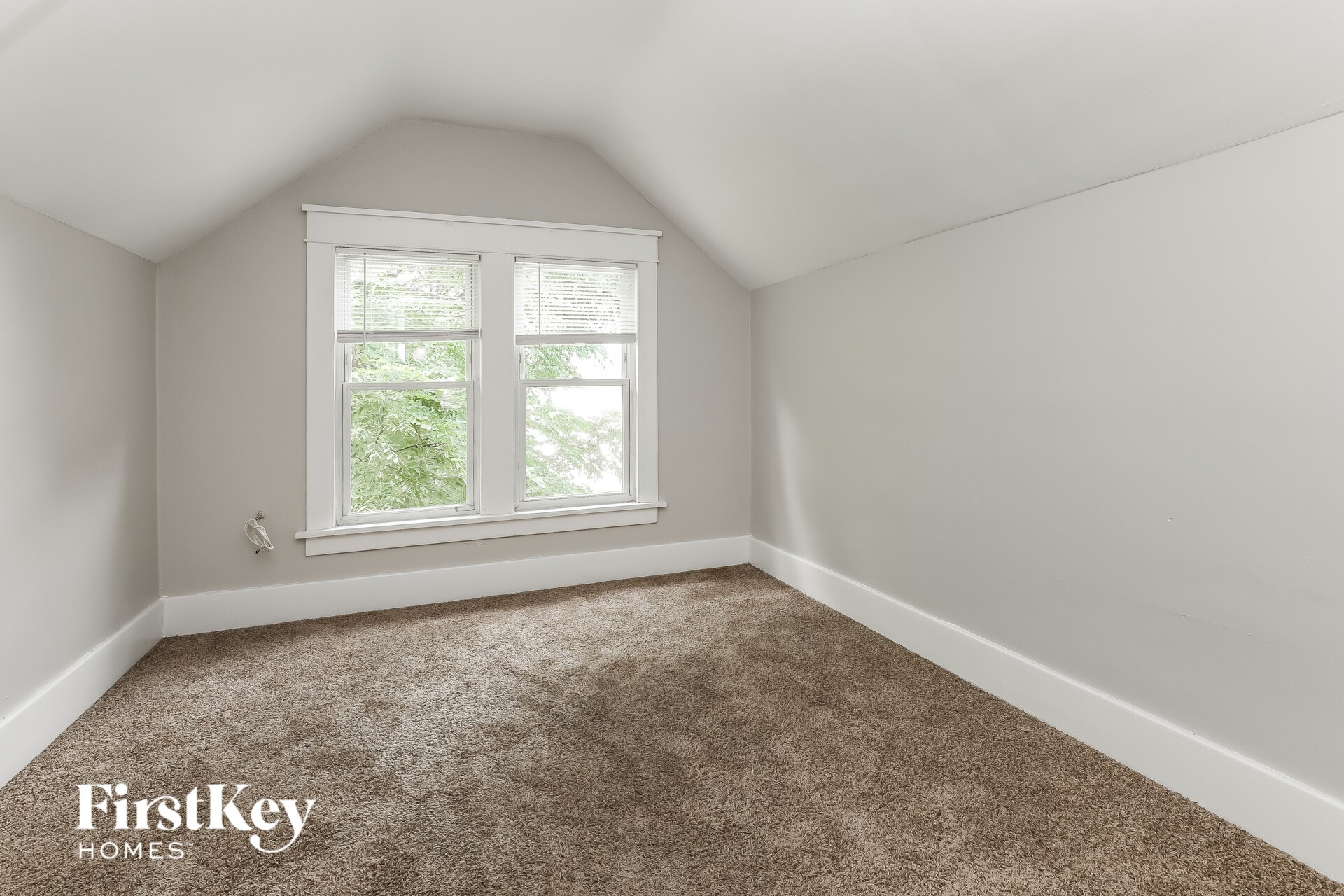 Building Photo - 814 Bowditch St