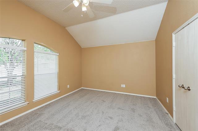 Building Photo - 449 Cambridge Dr