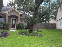Building Photo - 15318 Inks Lake Dr