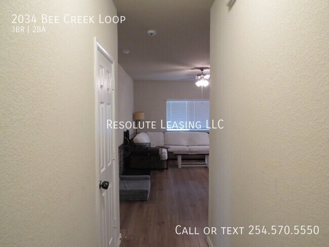 Building Photo - 2034 Bee Crk Lp