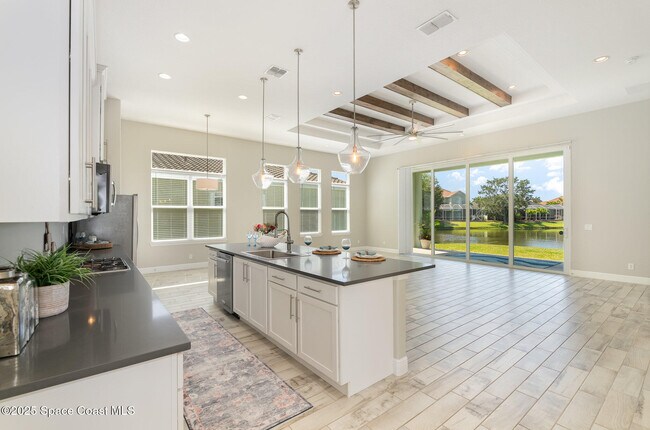 Building Photo - 3960 Poseidon Way