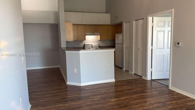 Building Photo - 222 Villa Cir