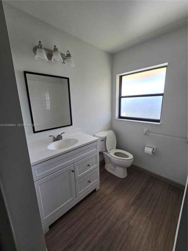 Building Photo - 2050 Oleander Blvd