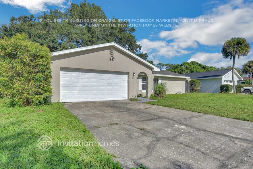 Building Photo - 1557 Nottingham Dr