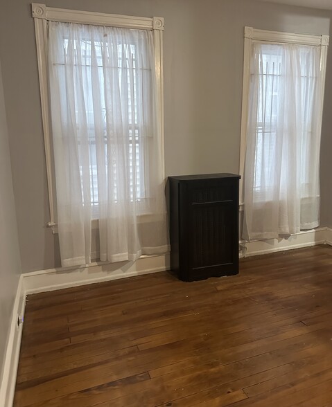 Dining room - 1206 Wagner Ave