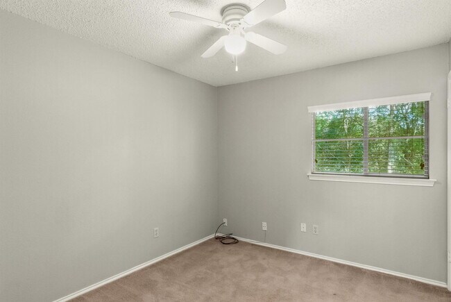 Building Photo - 8311 Treehouse Ln