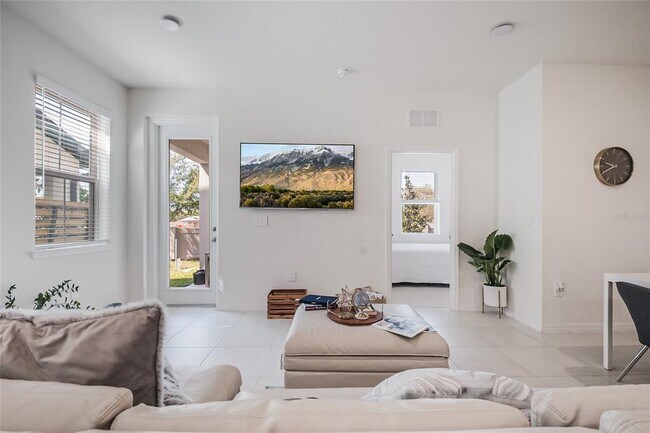 Building Photo - 4377 Small Creek Rd