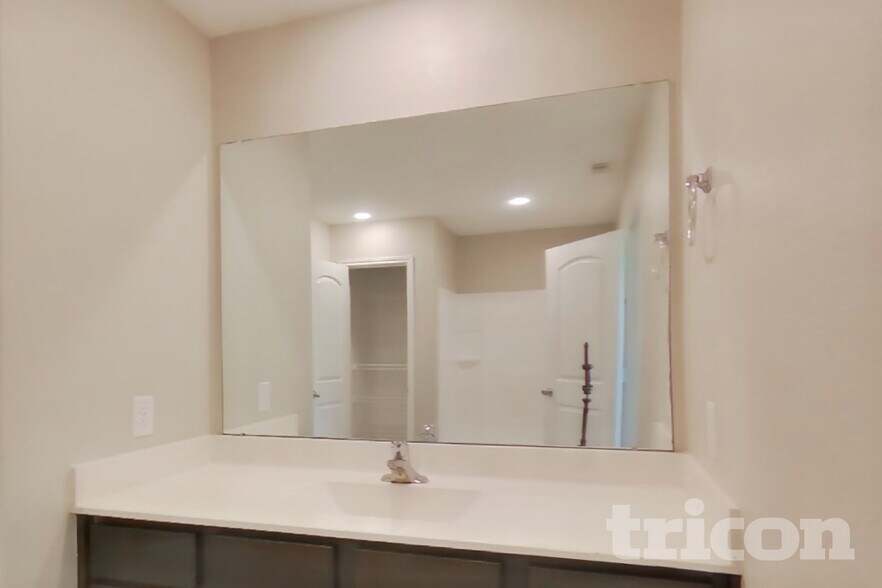 Building Photo - 7715 Vacek Meadows Loop