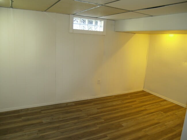 Building Photo - 22431 Strassburg Ave