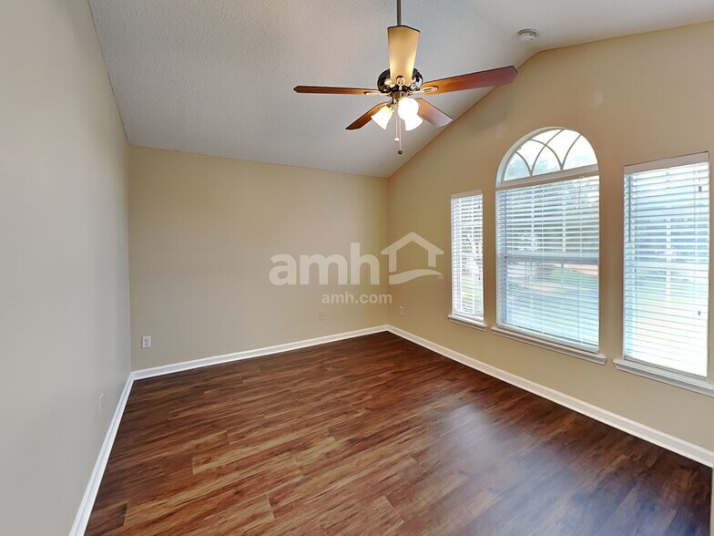 Building Photo - 96067 Waters Ct