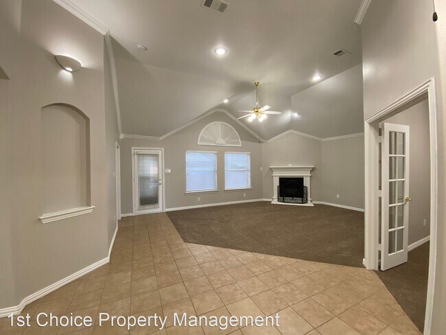 Building Photo - 3 br, 2 bath House - 8621 Lariat Cir