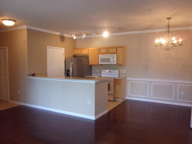 Building Photo - 260 Old Village Center Cir