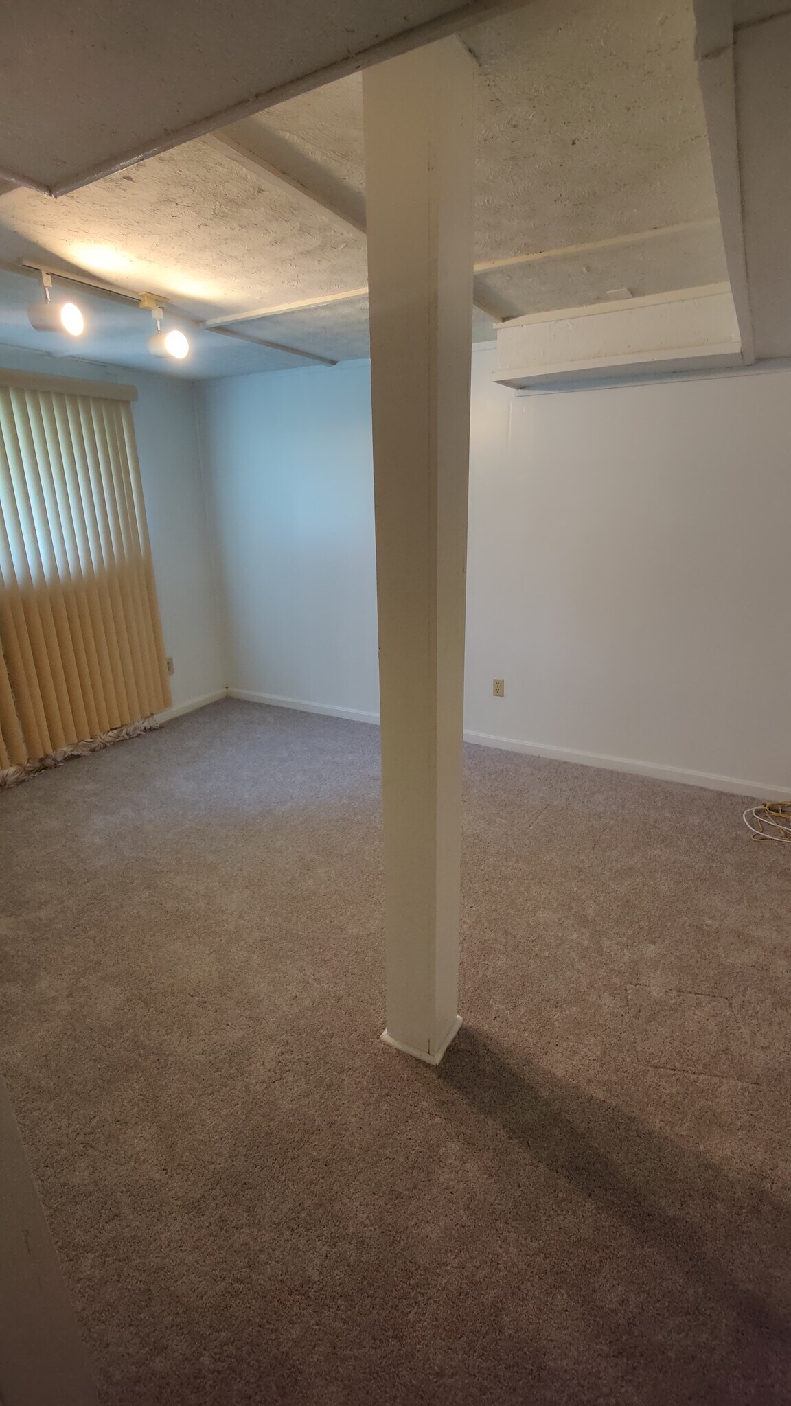 Building Photo - 7316A Castlemoor Rd