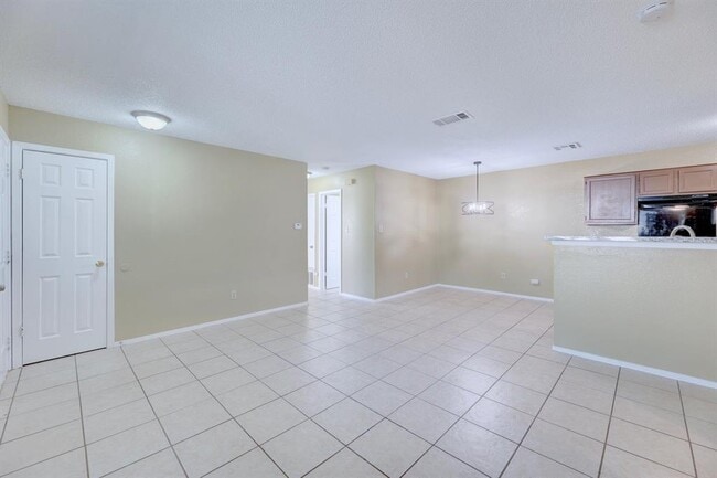 Building Photo - 12302 Dellrey Dr