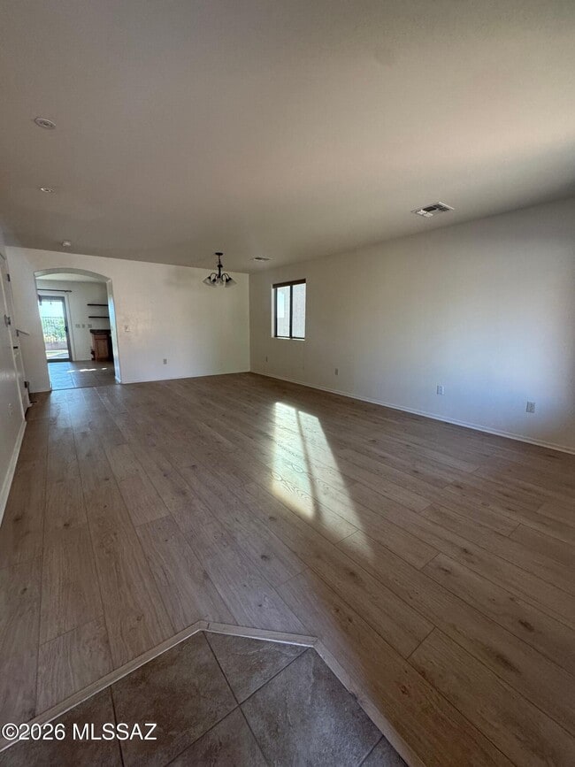 Building Photo - 318 S Princess Erica Dr