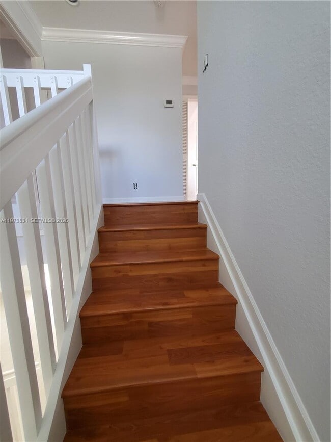 Building Photo - 1527 Winterberry Ln