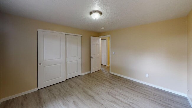 Building Photo - coh8110