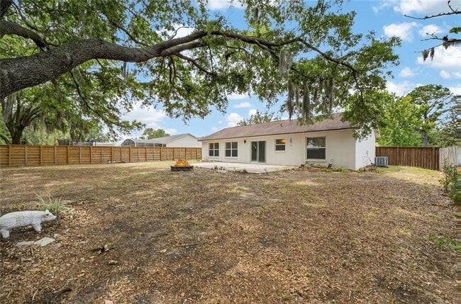 Building Photo - 10748 Siena Dr